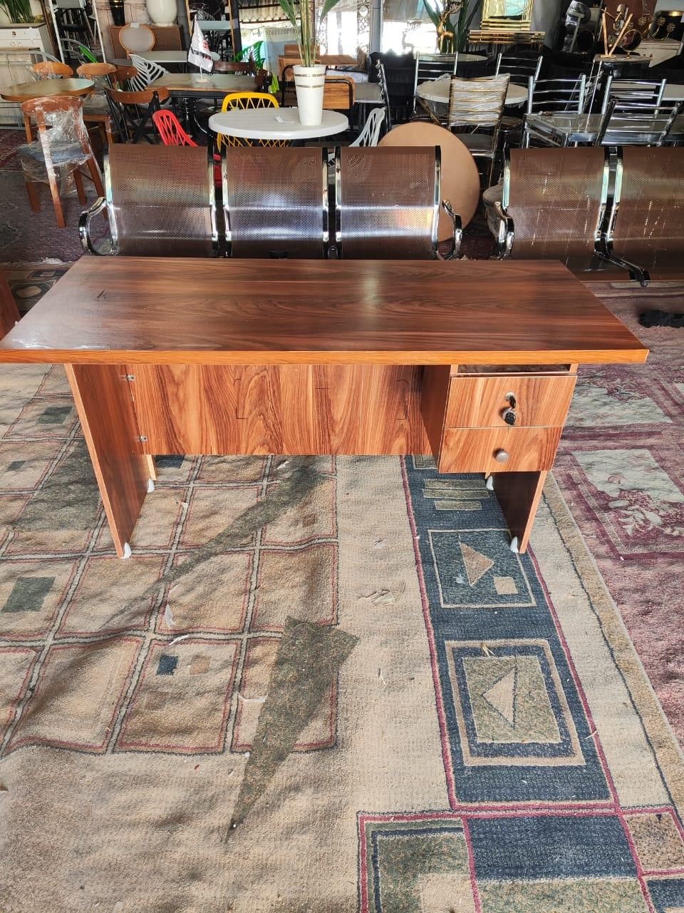 میز اداری ام دی اف سایز 120 و 140 و 160|مبلمان اداری|شیراز, وزیرآباد|دیوار