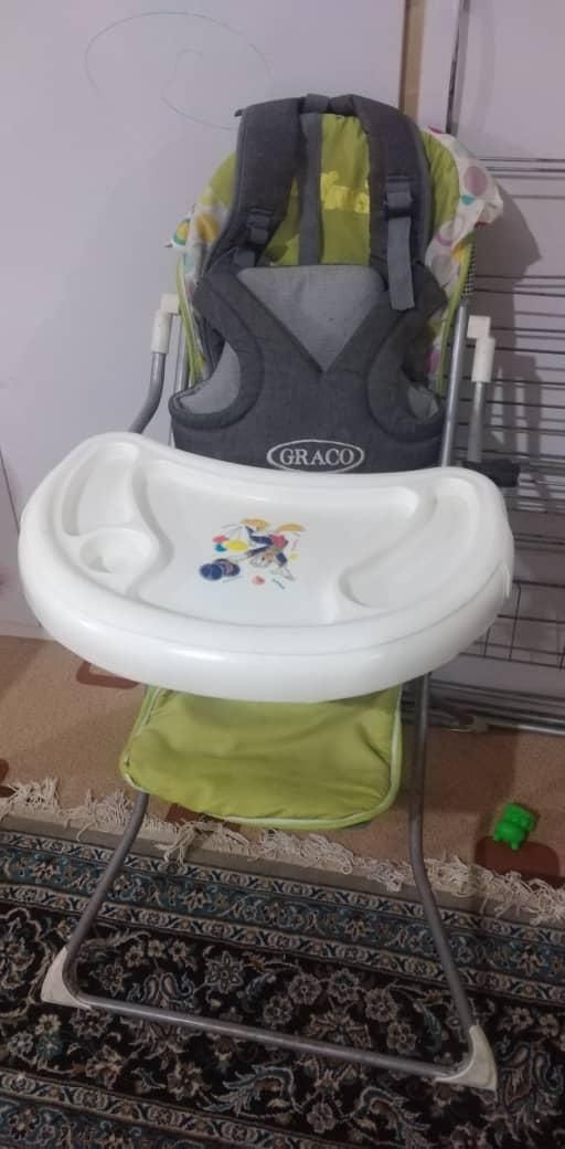 یک عدد صندلی غذا کودک و آغوشی|اسباب و اثاث بچه|تنکابن, |دیوار