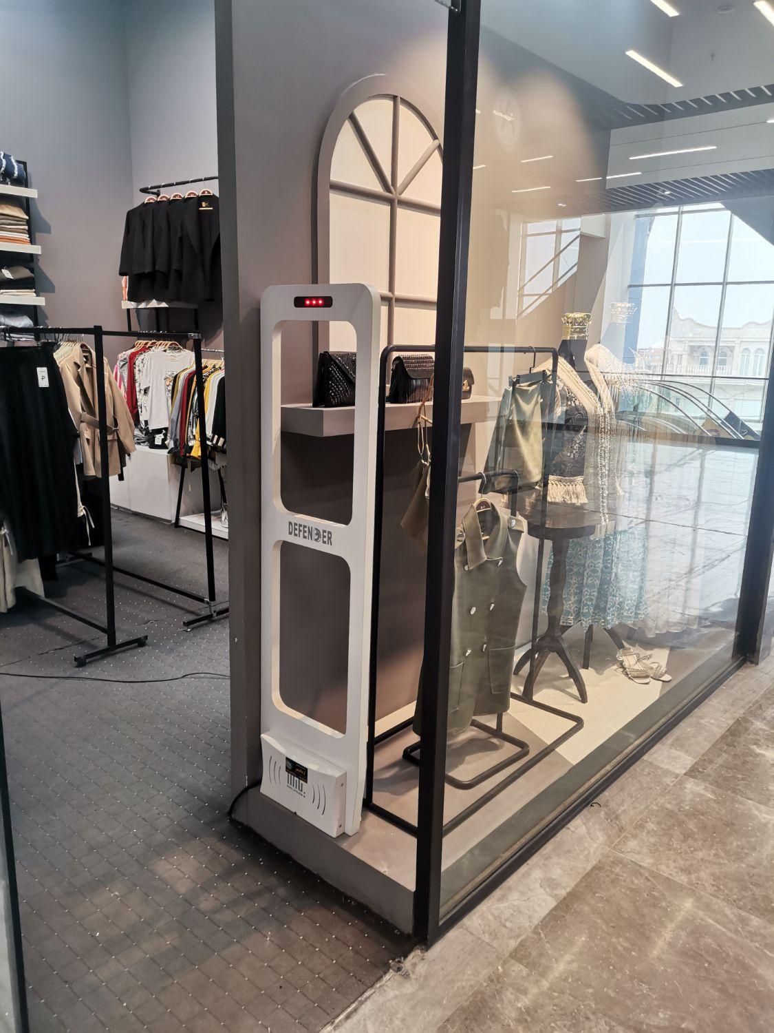 گیت فروشگاهی دزدگیر پوشاک تگ لیبل|خدمات پیشه و مهارت|یزد, |دیوار