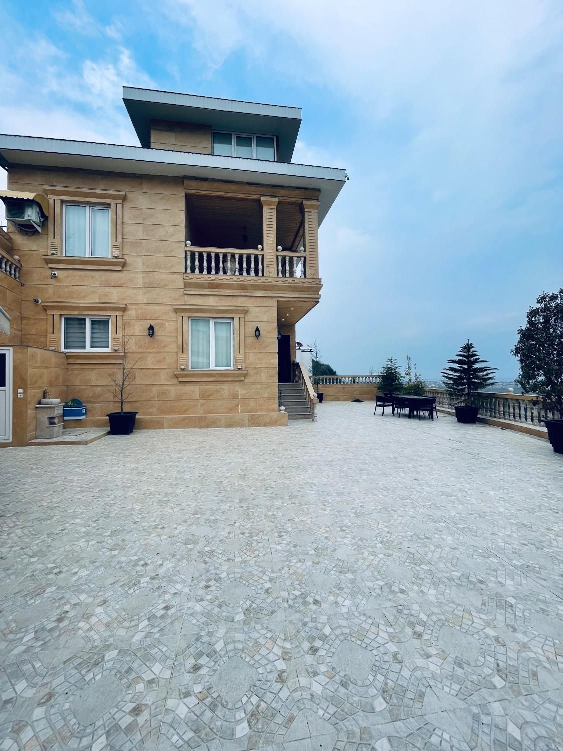 ویلای دوبلکس دوخواب نوساز با ویو بینظیر|اجارهٔ کوتاهمدت ویلا و باغ|آستارا, |دیوار