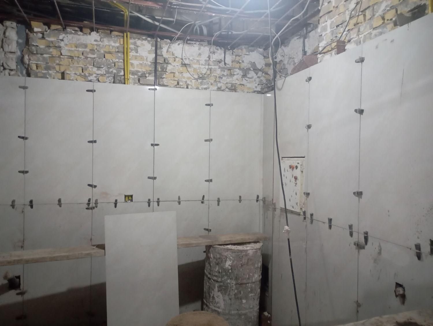 استا کاشی و سرامیک چسبی و دوغ آب|خدمات پیشه و مهارت|شاهرود, |دیوار