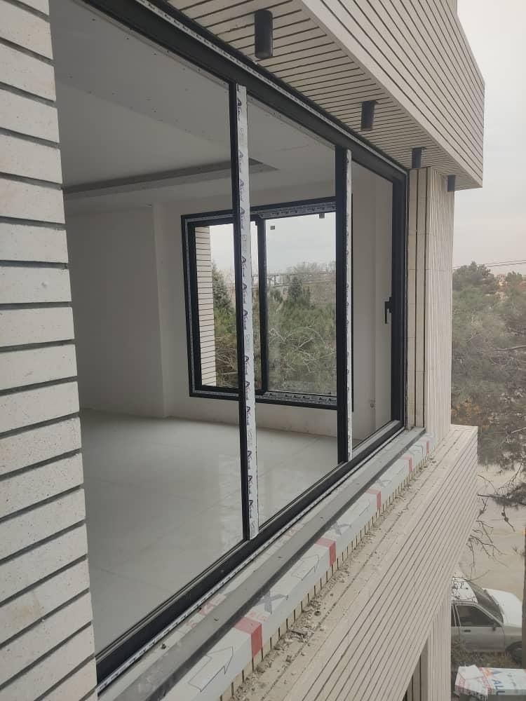 درب و پنجره های دوجداره اختصاصی|خدمات پیشه و مهارت|اصفهان, دارک|دیوار