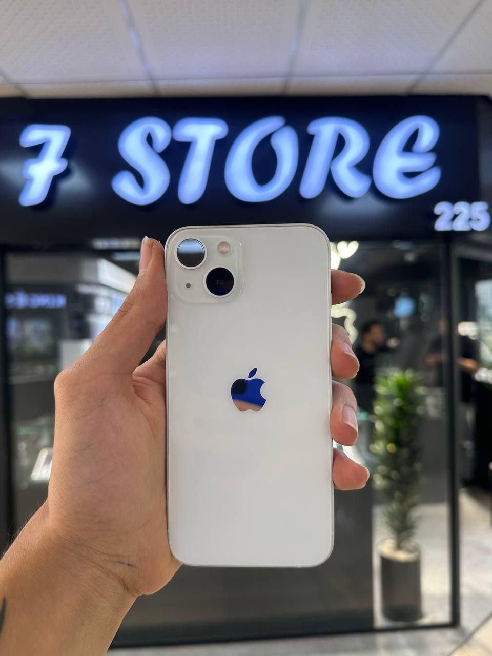 اپل iPhone 13 ۱۲۸ گیگابایت مشکی|موبایل|تهران, گیشا (کوی نصر)|دیوار