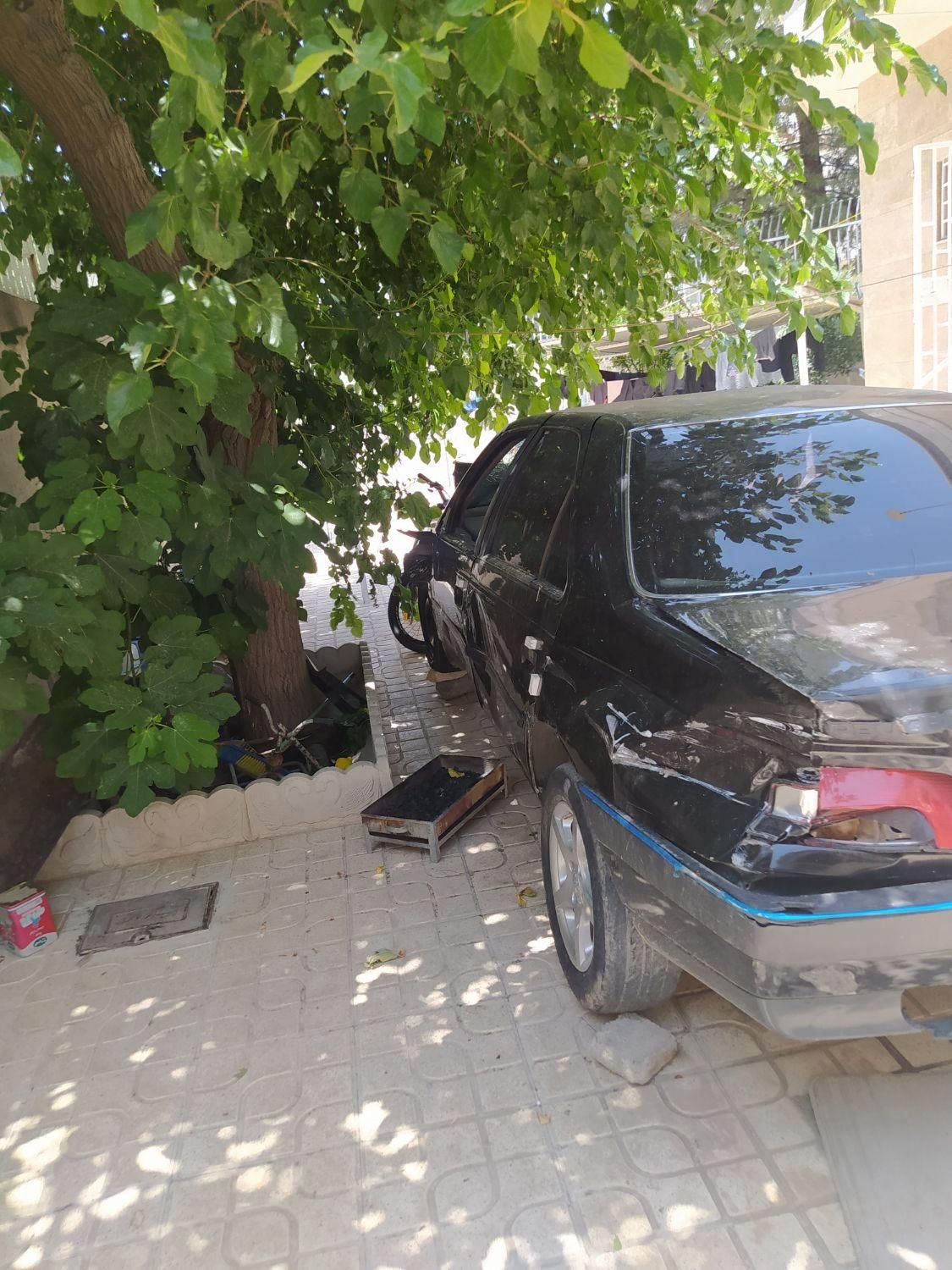 پژو 405 تصادفی|خودرو سواری و وانت|کرمانشاه, |دیوار