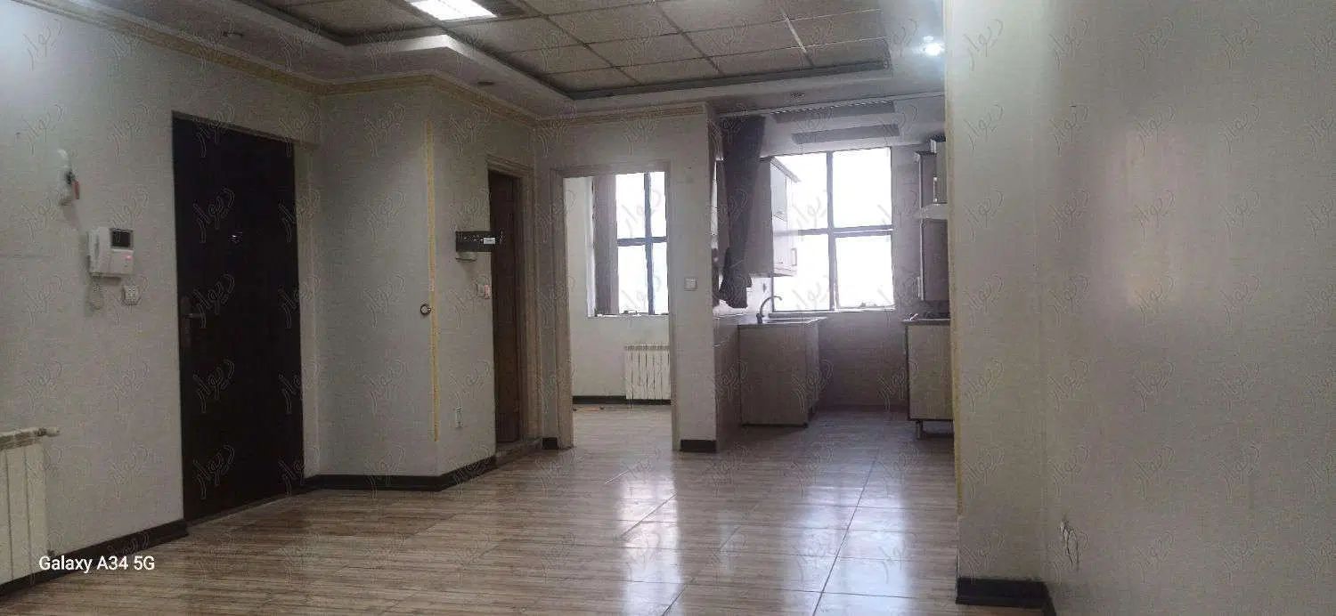 آپارتمان ۶۸متری رو به بلوار تهرانسر|اجارهٔ دفتر کار، اتاق اداری، مطب|تهران, تهرانسر مرکزی|دیوار