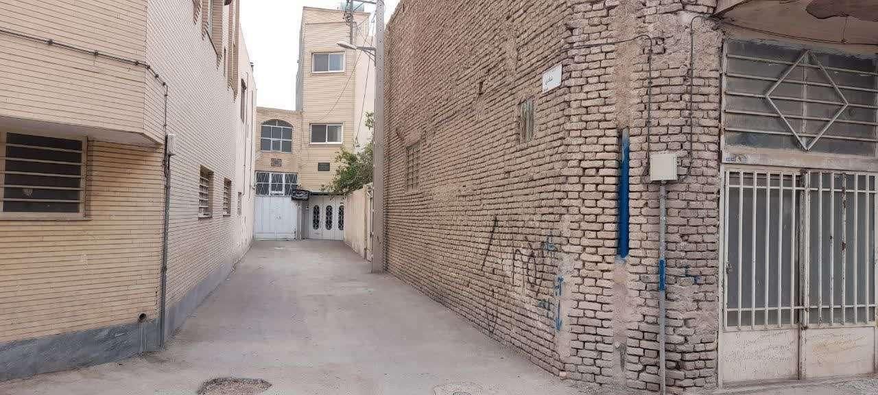 خانه ویلایی|فروش خانه و ویلا|اصفهان, فروردین|دیوار