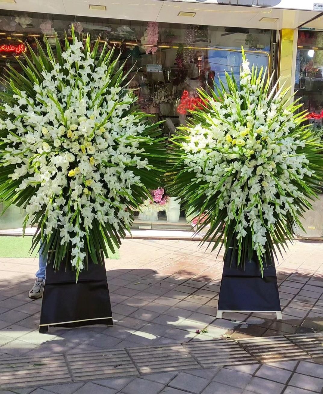 فروش تاج گل تسلیت و افتتاحیه/لیبل رنگی|خدمات پذیرایی، مراسم|اردبیل, |دیوار