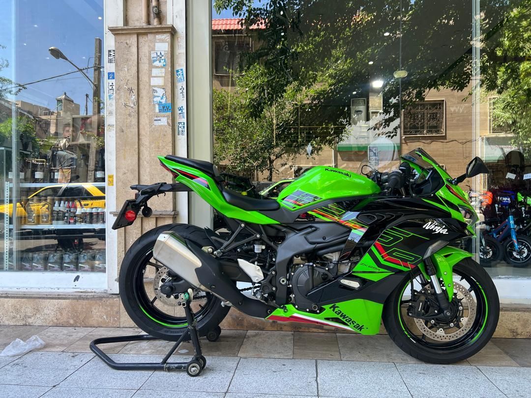 نینجا ۴ سیلندر zxr 1403|موتورسیکلت|تهران, قلمستان|دیوار