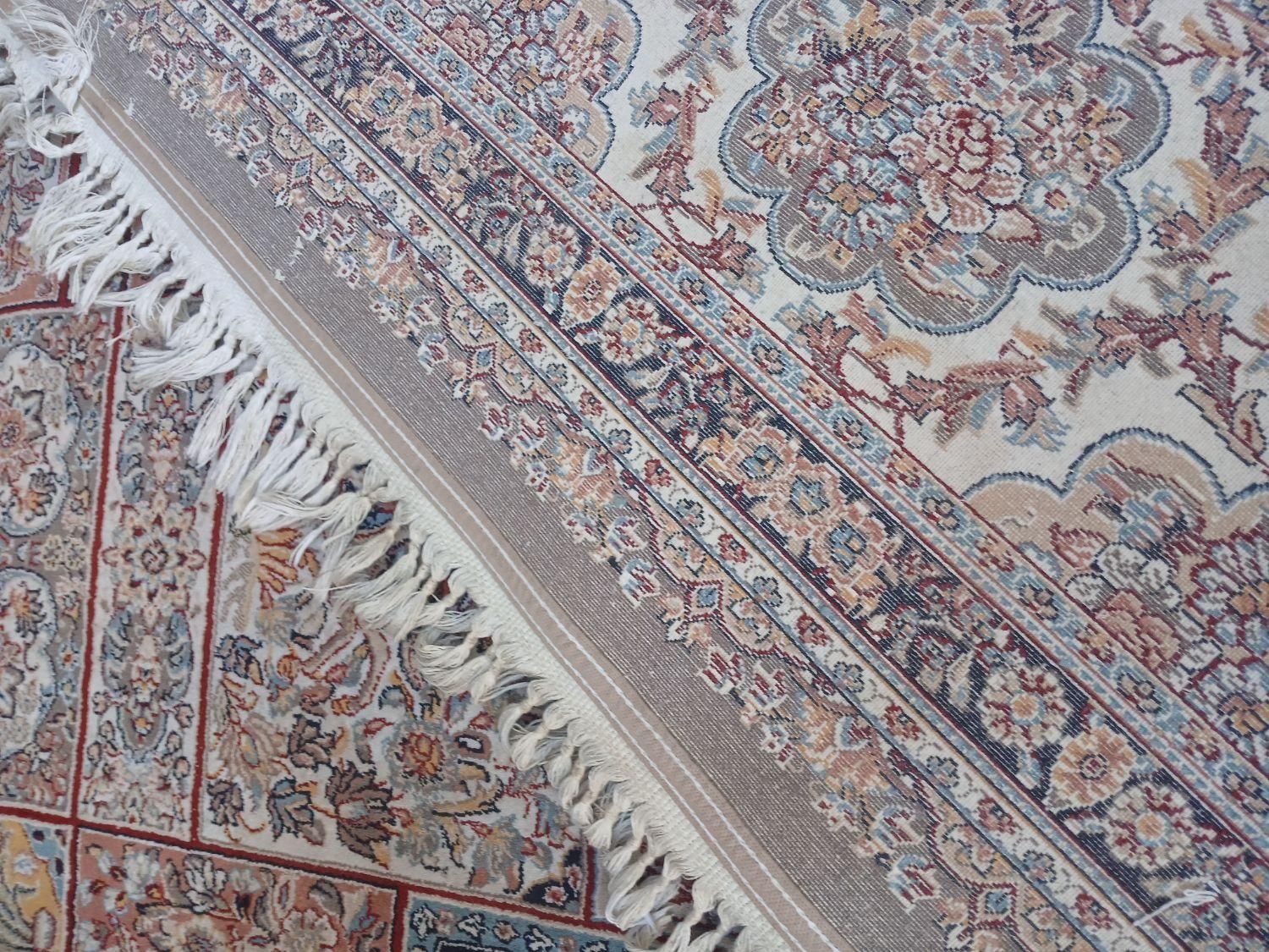 فرش ۹متری ۷۰۰شانه اصل تراکم ۲۵۵۰ کم کارکرد حدنونو|فرش|هشتگرد, |دیوار