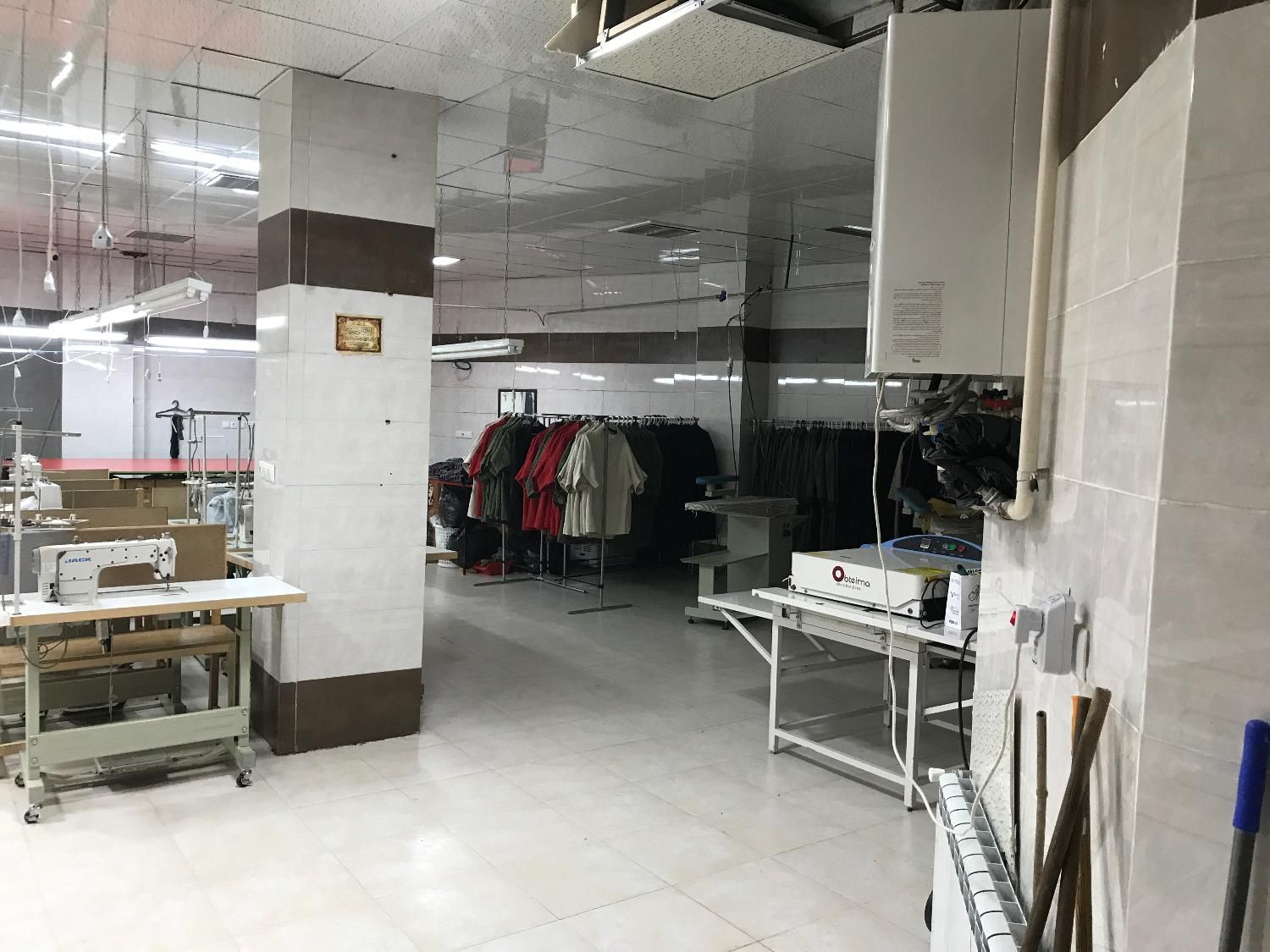 چرخکار و اتو کار و وسط کار و خیاط بیرون بر|استخدام صنعتی، فنی، مهندسی|محمدیه-قزوین, |دیوار