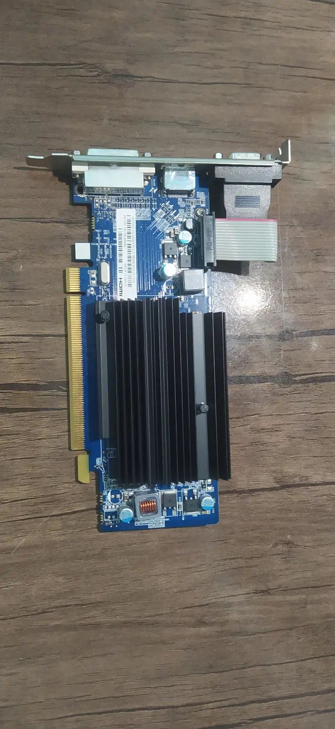 کارت گرافیک XFX Radeon HD 5450 2G|قطعات و لوازم جانبی رایانه|اصفهان, ابر|دیوار