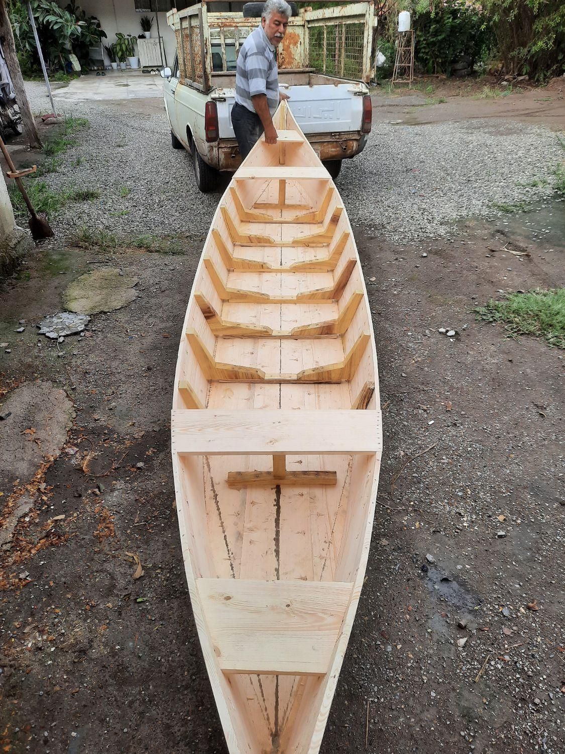 ساخت انواع قایق پارویی جنس چوب روسی|قایق و سایر وسایل نقلیه|کیاشهر, |دیوار