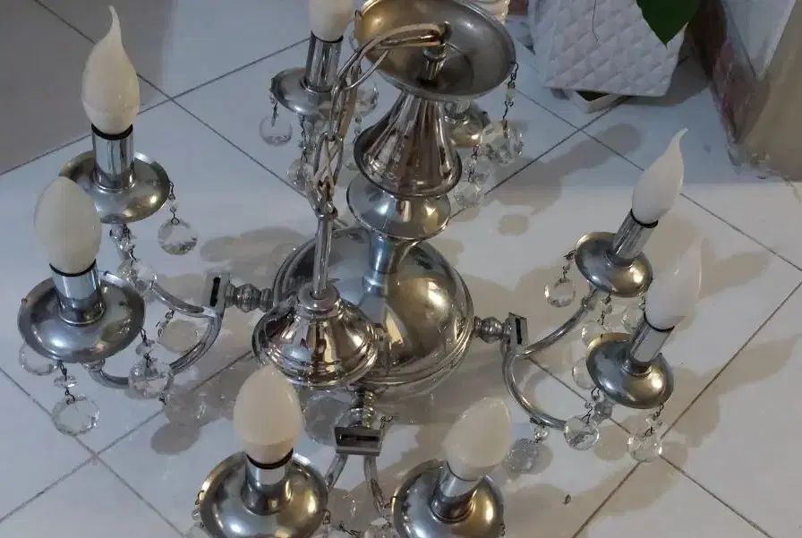 لوستر ۸ شاخه|لوستر و چراغ آویز|تهران, تهرانسر شرقی|دیوار