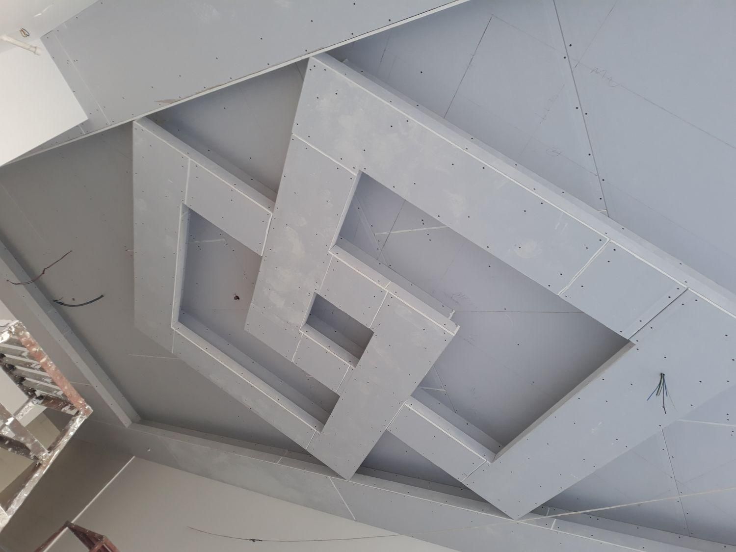 نصاب سقف های کاذب هستم|خدمات پیشه و مهارت|قم, بنیاد|دیوار