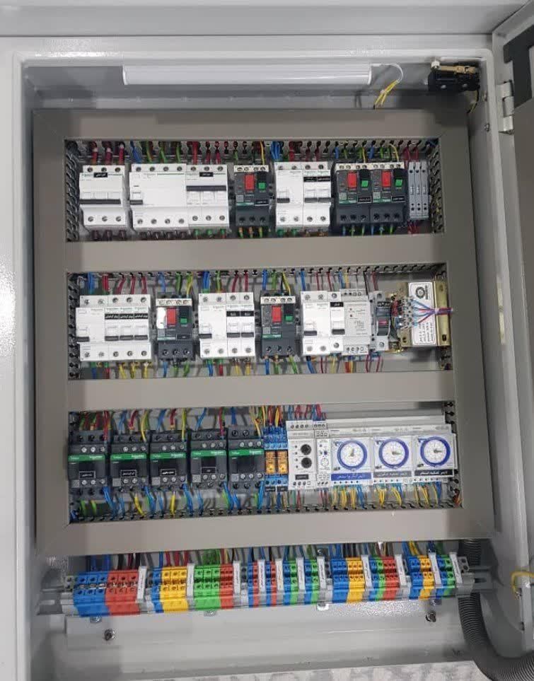 برقکار فوری/رفع اتصالی/نورپردازی/برقکشی/لاینر|خدمات پیشه و مهارت|مشهد, هنرستان|دیوار