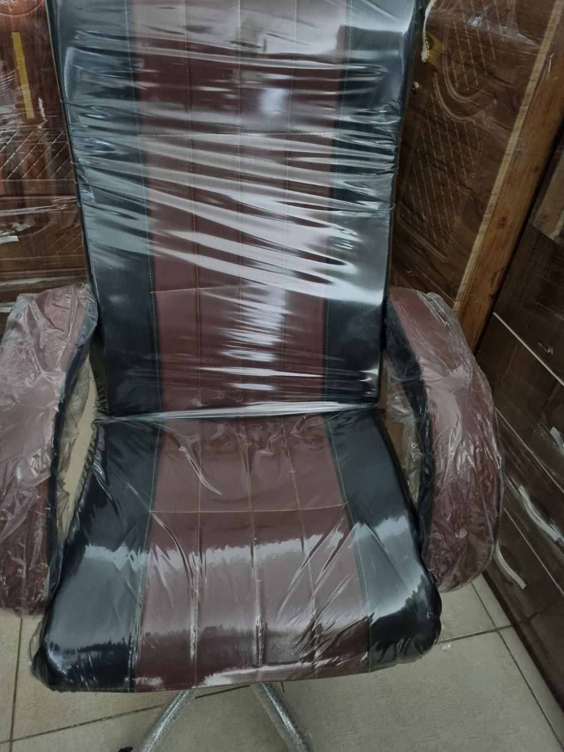 صندلی مدیریتی پشت بلند|مبلمان اداری|سیرجان, |دیوار