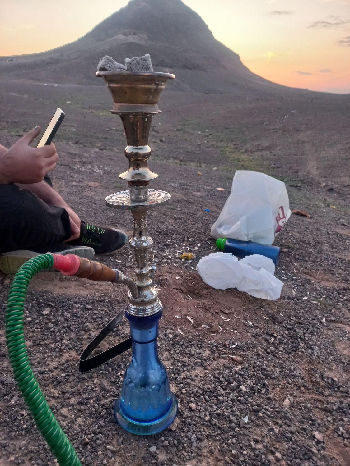 قلیون برنجی تم لیدی ترکیه ای سبک تم دهی عالی|کلکسیون اشیاء عتیقه|رباط‌کریم, |دیوار