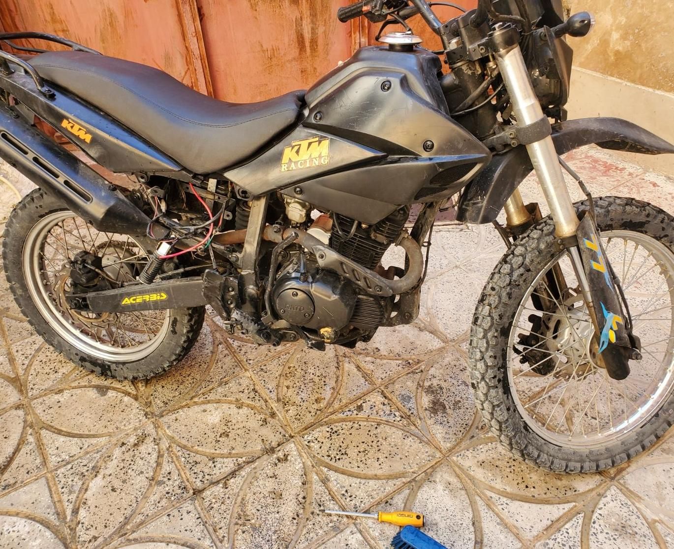 موتور راتو ۲۵۰ سالم و سرحال مزایده یگان امداد|موتورسیکلت|هرسین, |دیوار