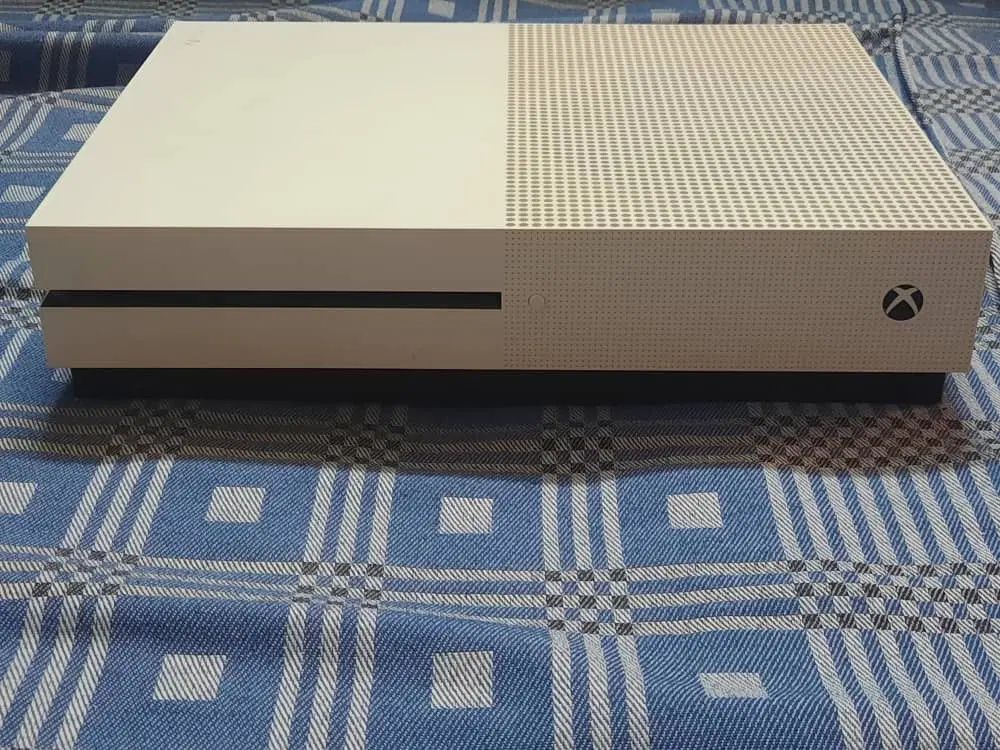 xbox one s 1T|کنسول، بازی ویدئویی و آنلاین|تبریز, |دیوار