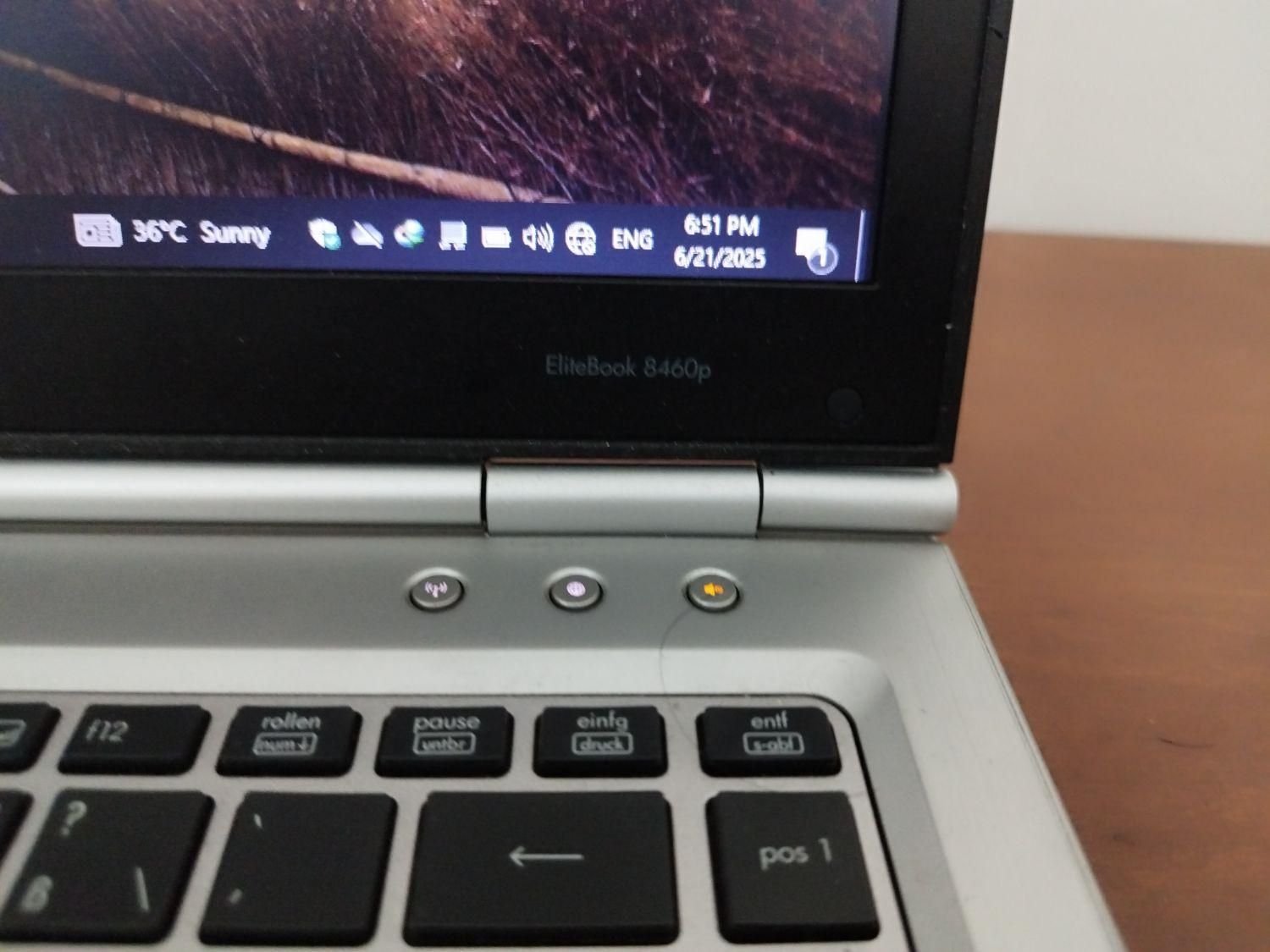 لبتاب hp-i5 اصل آلمان با گرافیک یک گیگ مجزا|رایانه همراه|تهران, نواب|دیوار