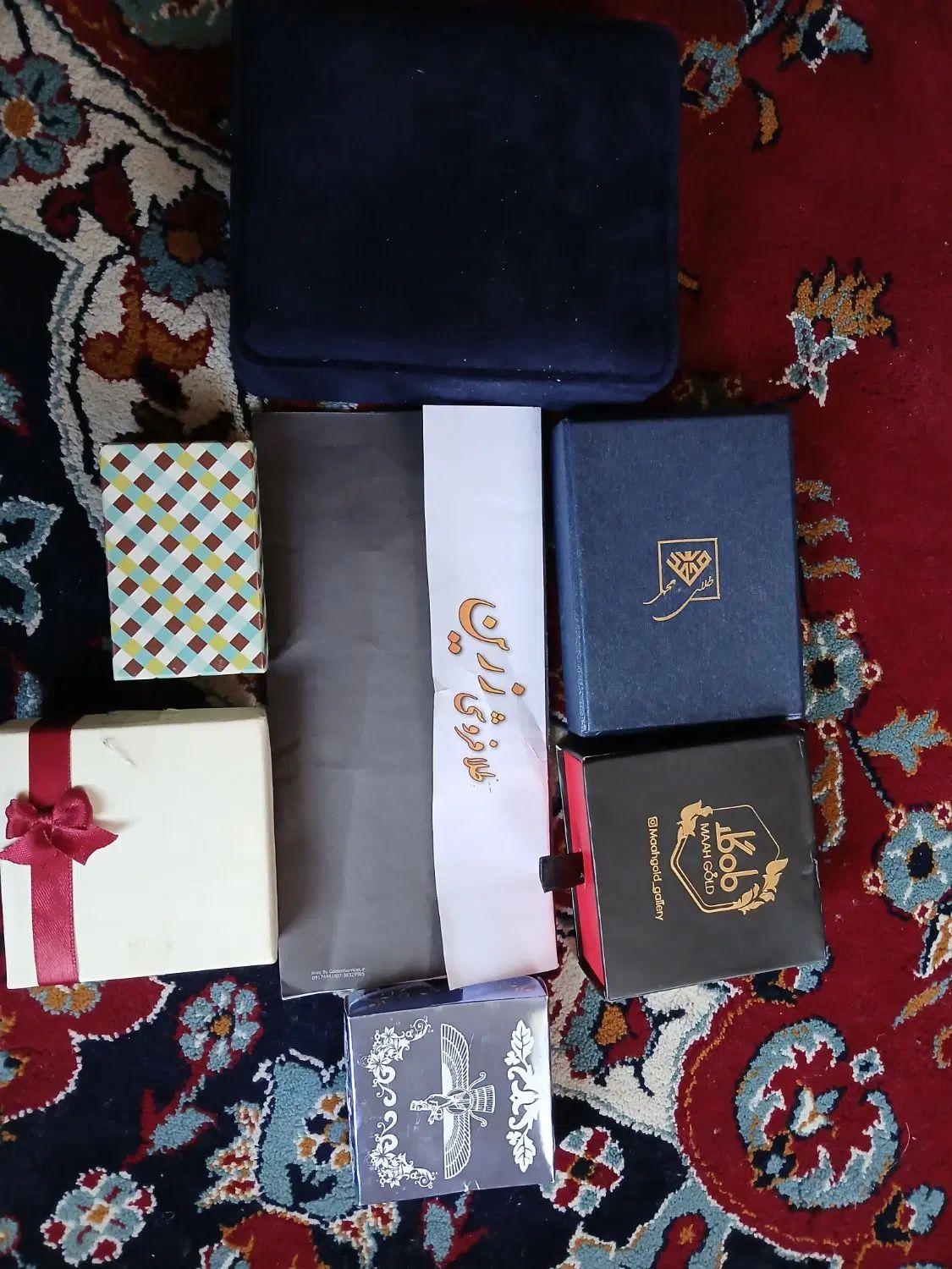 فروش طلا ۴۰۰بالای تابلو نونو استفاده نشده|جواهرات|شیراز, شهرک گلستان|دیوار