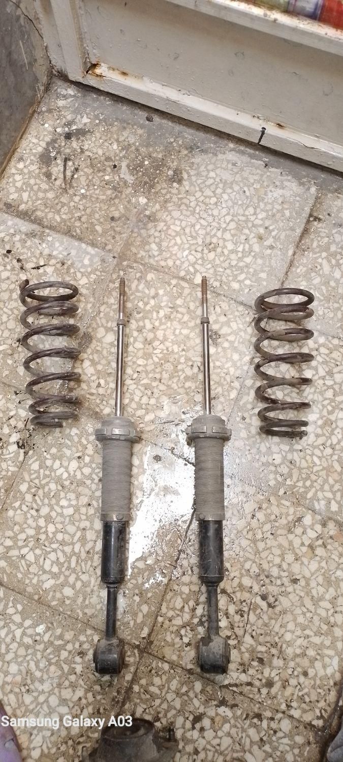 کمک فنر  ریگلاژی  عقب و جلو  پراید همراه با آچار|قطعات یدکی و لوازم جانبی|قم, امامزاده ابراهیم|دیوار