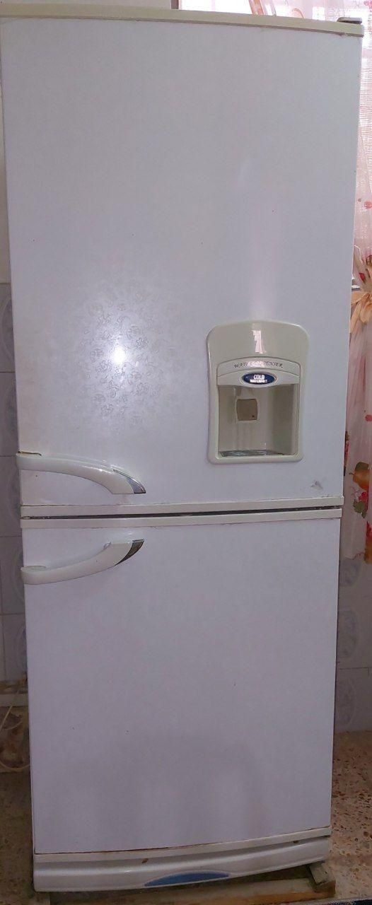 دو عدد یخچال فریزر نیاز به تعمیر|یخچال و فریزر|سراوان, |دیوار