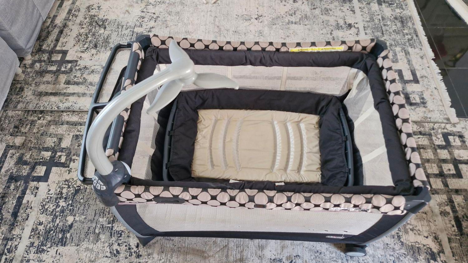 تخت پارک چیکو به همراه خوش خواب|اسباب و اثاث بچه|قزوین, |دیوار