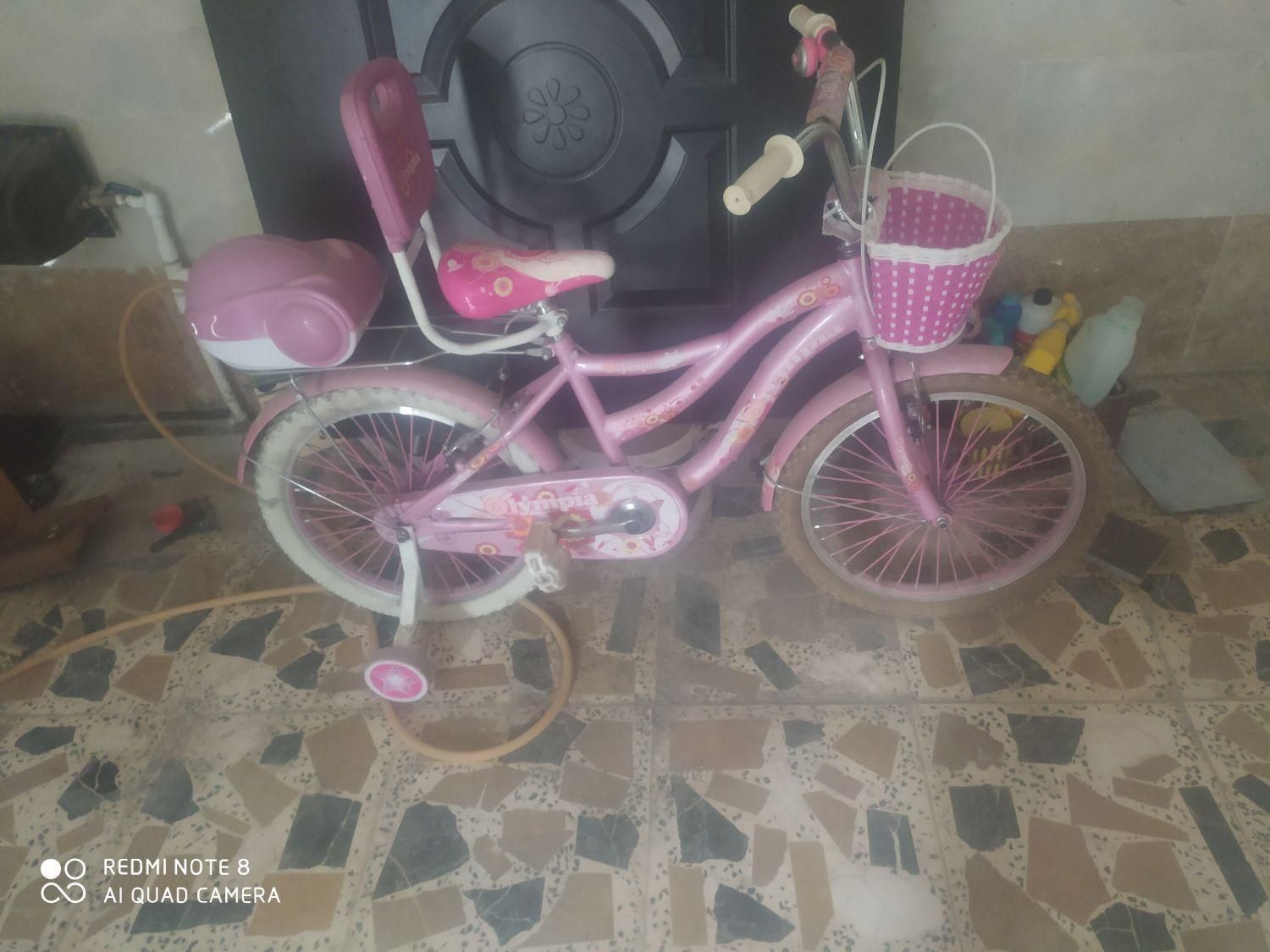 دوچرخه دوخترونه سایز۲۰|دوچرخه، اسکیت، اسکوتر|رشت, هلال احمر|دیوار