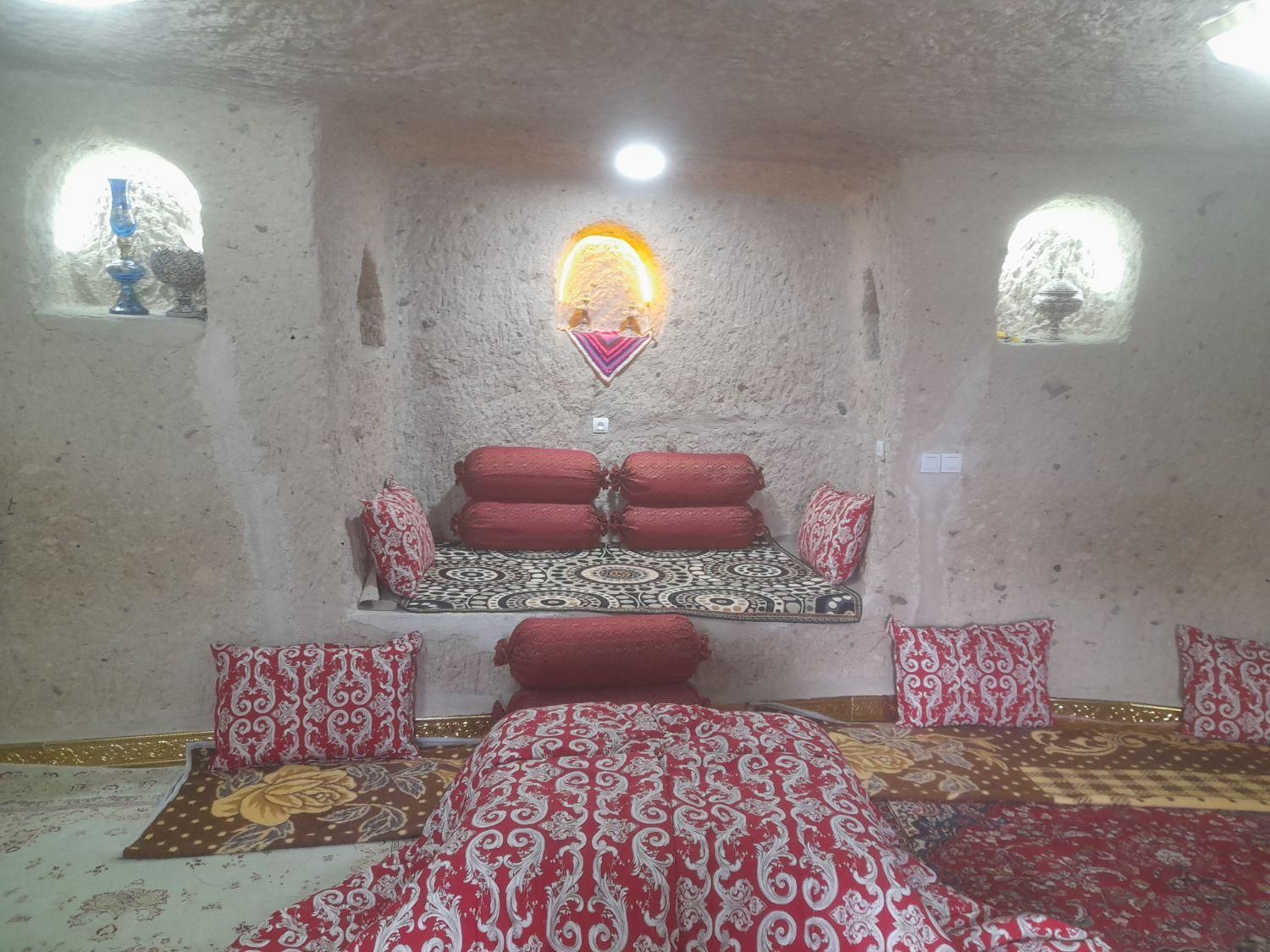 سویئت صخره ای درکندوان|اجارهٔ کوتاه‌مدت آپارتمان و سوئیت|سهند, |دیوار