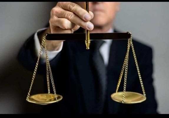وکیل پایه یک دادگستری/ متخصص دعاوی حقوقی وکیفری|خدمات مالی، حسابداری، بیمه|کاشان, معلم|دیوار