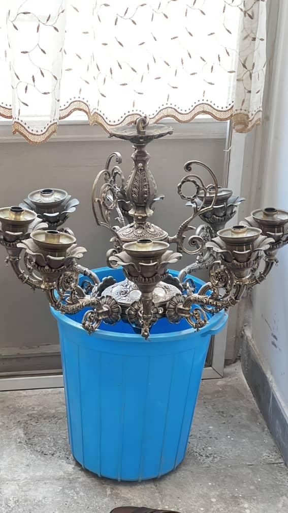 لوستر برنز ۸ چراغه در حد نو دارای لاله و کریستال|لوستر و چراغ آویز|اندیشه, |دیوار