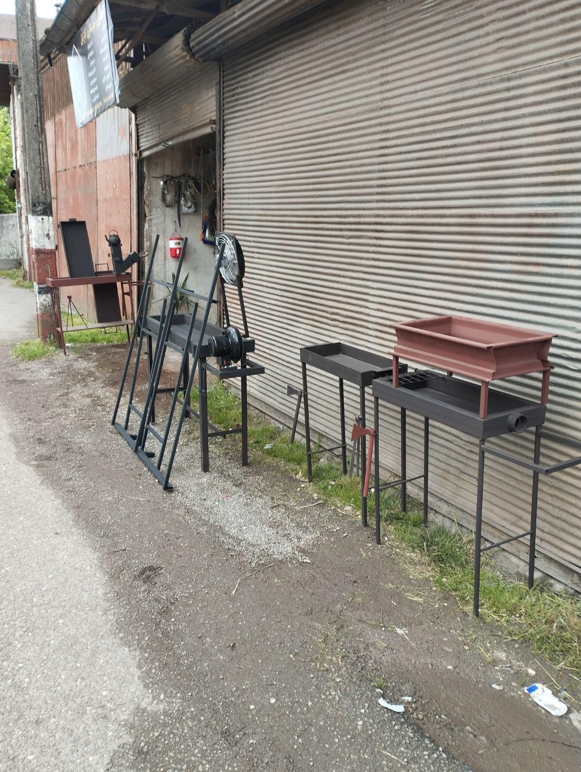 حراج کبابی باربیکیو منقل 90 سانت پایه بلند|حراج|رشت, هلال احمر|دیوار