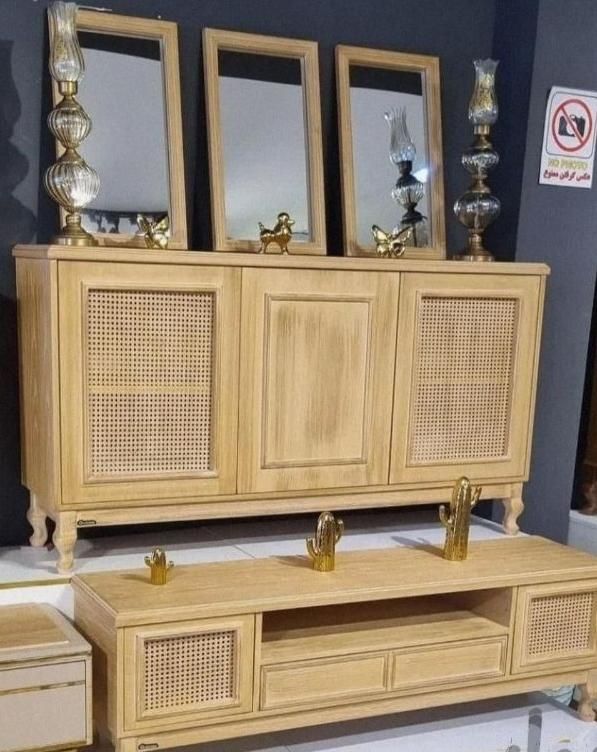 چوبی کنسول آینه کلاسیک.آینه کنسول کلاسیک|بوفه، ویترین، کنسول|خرم‌آباد, |دیوار