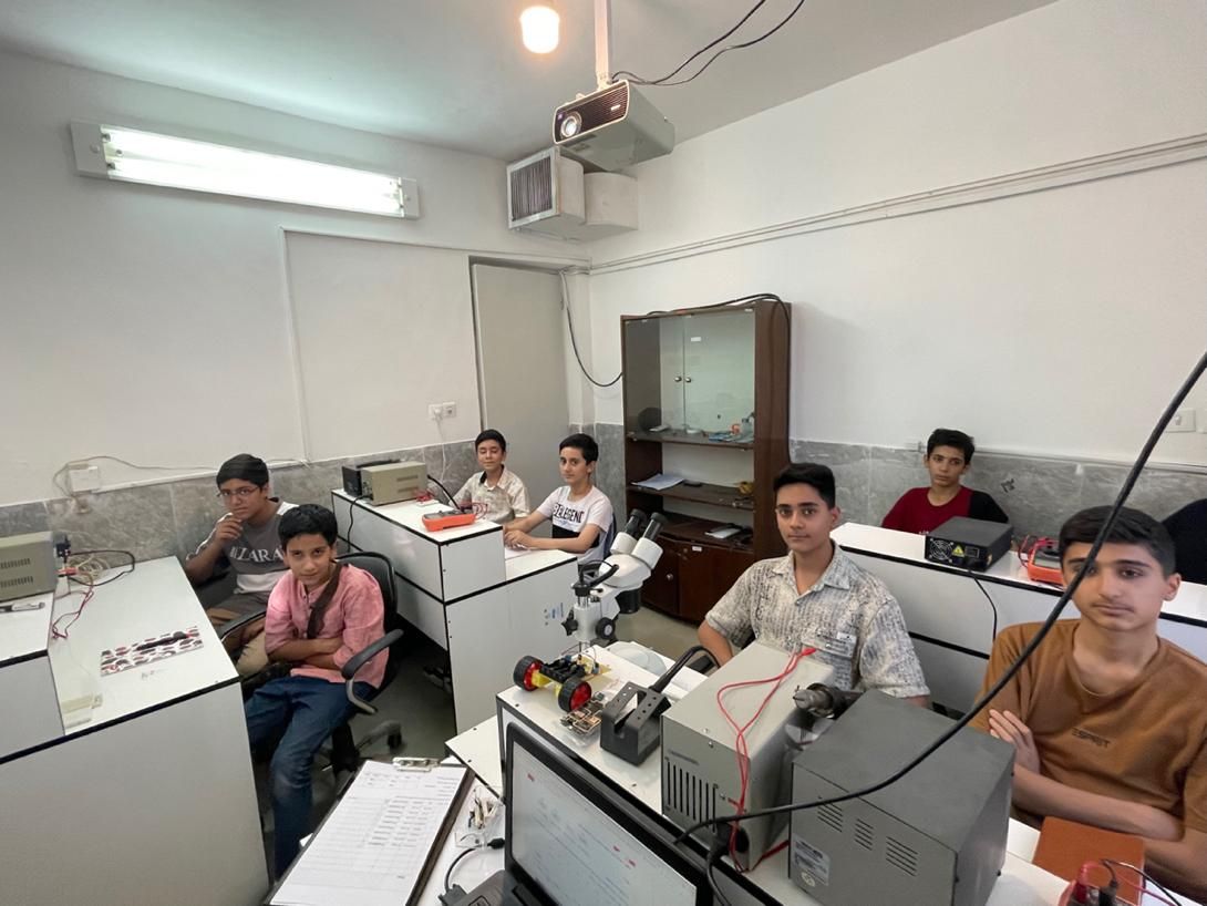 آموزش برنامه نویسی حرفه ای و تضمینی|خدمات آموزشی|یزد, |دیوار