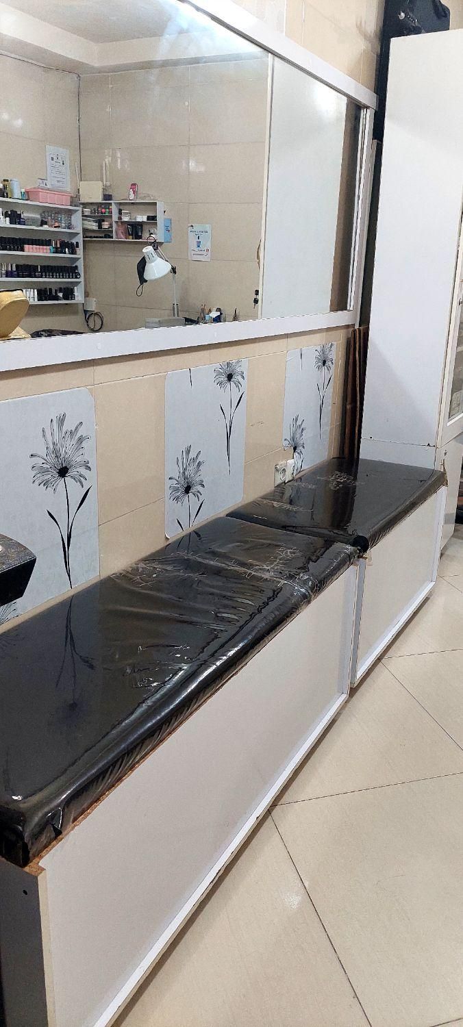 فروش فوری وسایل آرایشگاه زنانه|آرایشگاه و سالن‌های زیبایی|رشت, آب و برق|دیوار