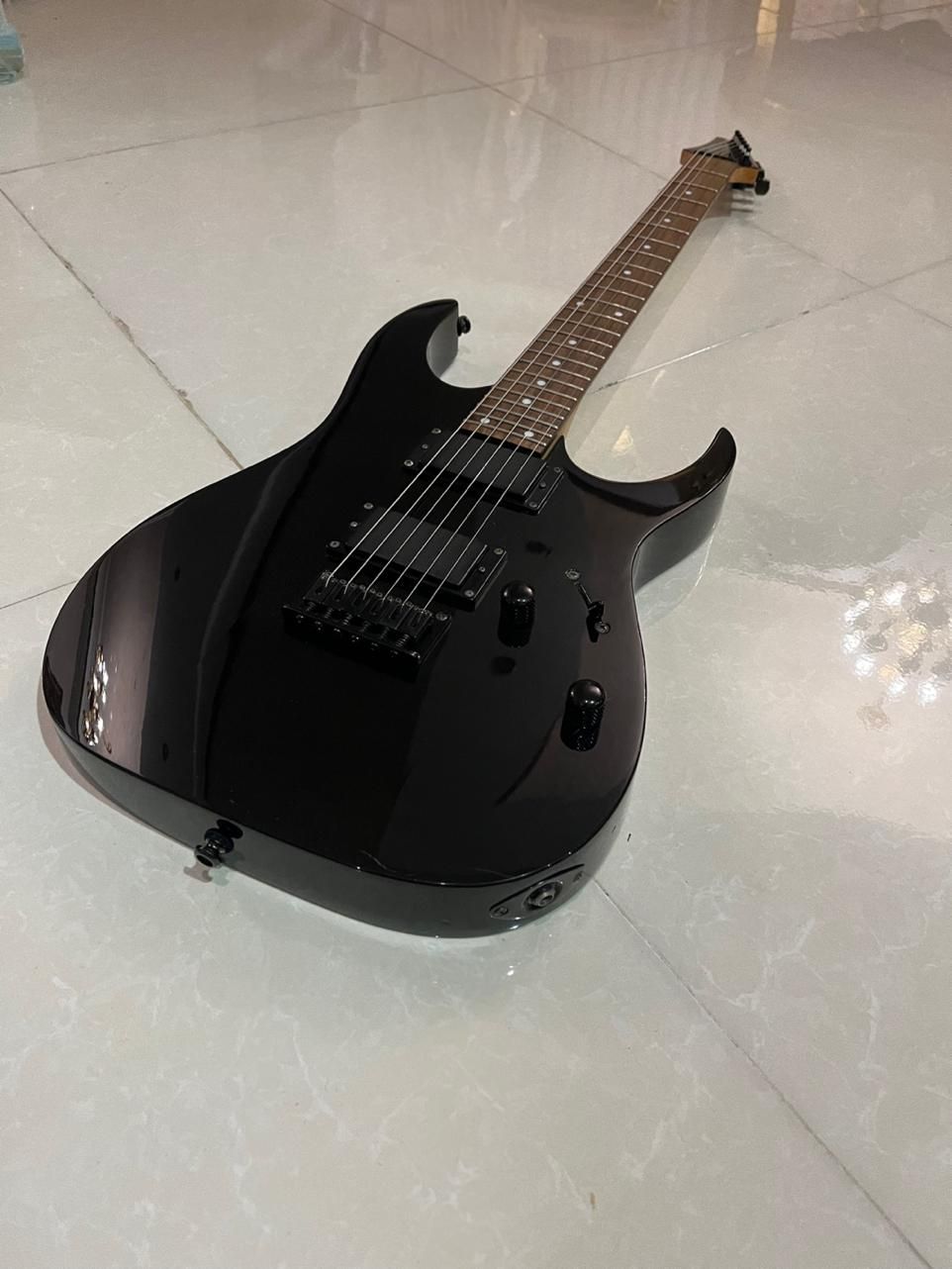 گیتار الکتریک Ibanez grg r121 Ex|گیتار، بیس، امپلیفایر|تهران, چیتگر|دیوار