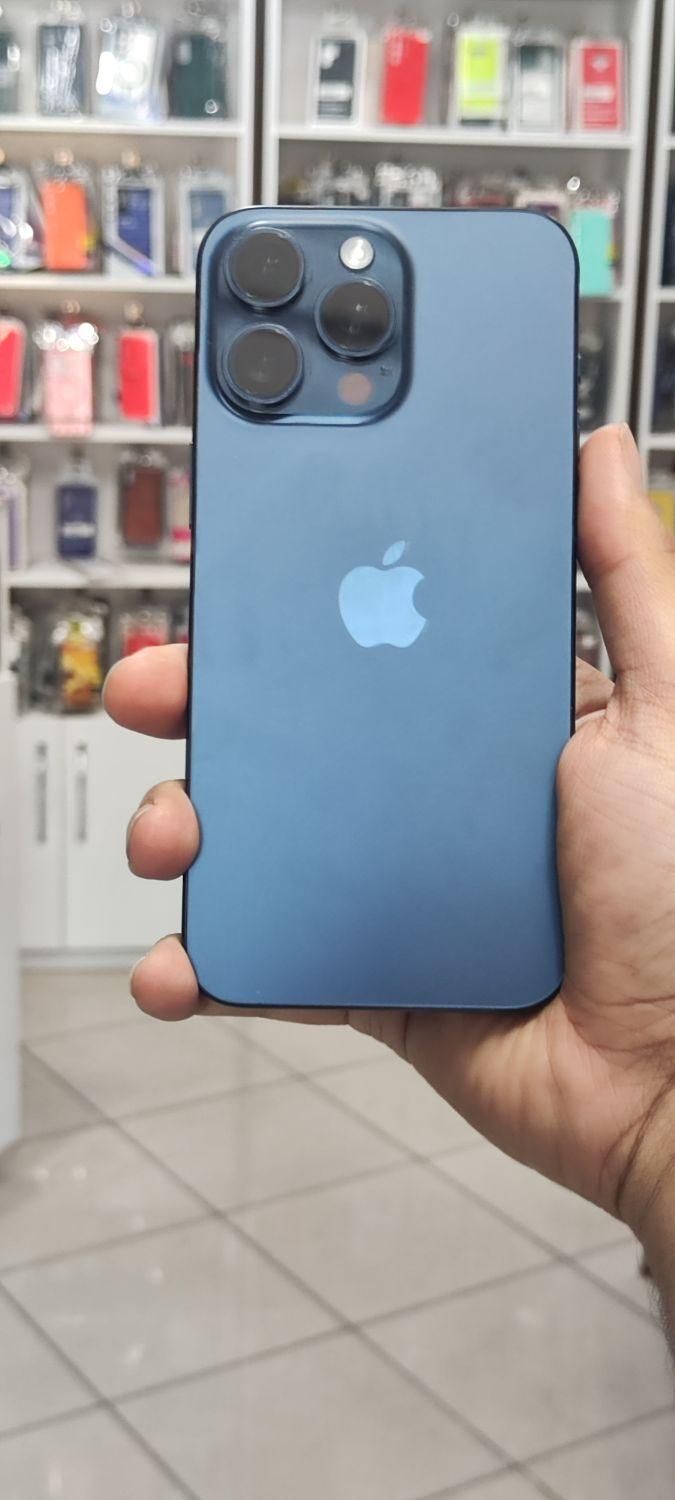 اپل iPhone 15 Pro Max ۵۱۲ سود سه ونیم درصد|موبایل|شیراز, ملاصدرا|دیوار