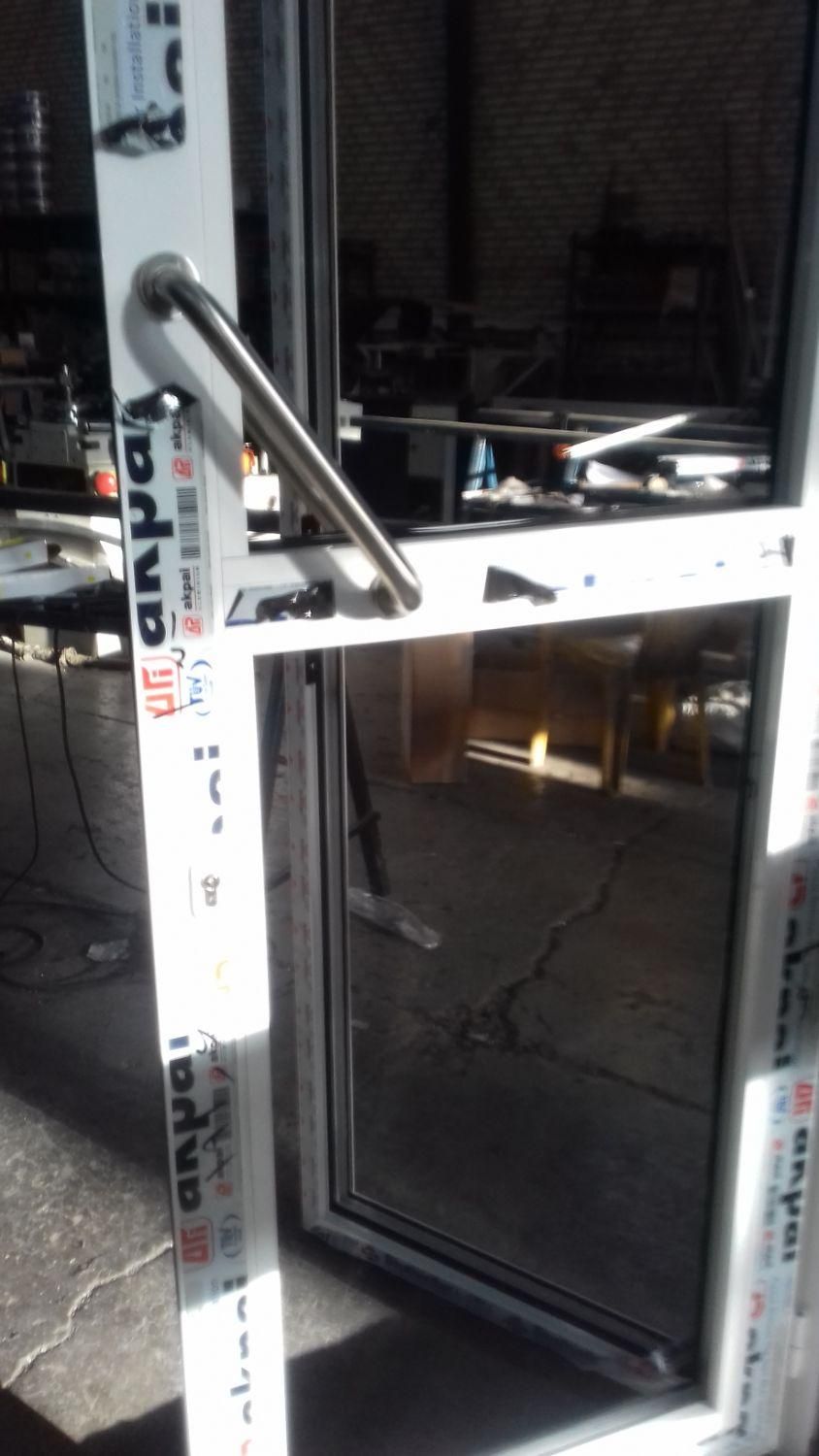 تعمیر رگلاژ در پنجره آلومینیومی دوجداره یوپی وی سی|خدمات پیشه و مهارت|تهران, دریاچه شهدای خلیج فارس|دیوار