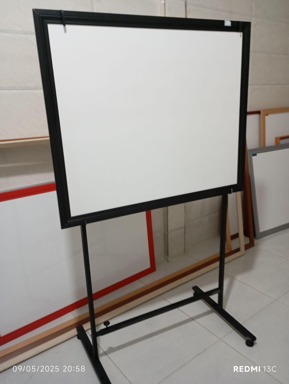 تخته وایت برد کلاسیک با پایه سایز ۱۰۰در۸۰ در کرج|لوازم التحریر|کرج, حصارک بالا|دیوار