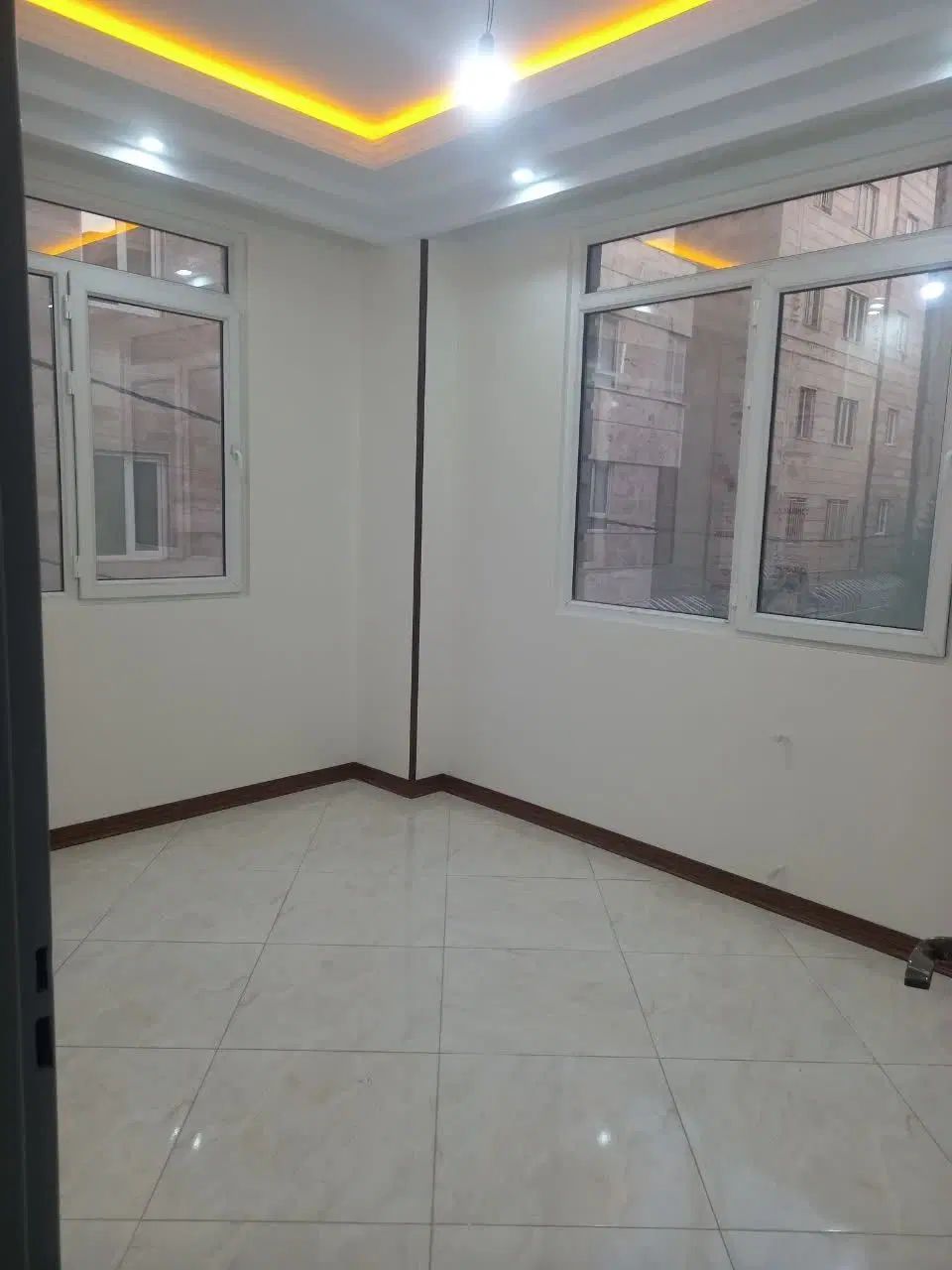 ۷۰متر/دوخواب/فول‌ امکانات/نوساز/خیابان قدمی|فروش آپارتمان|تهران, عباسی|دیوار
