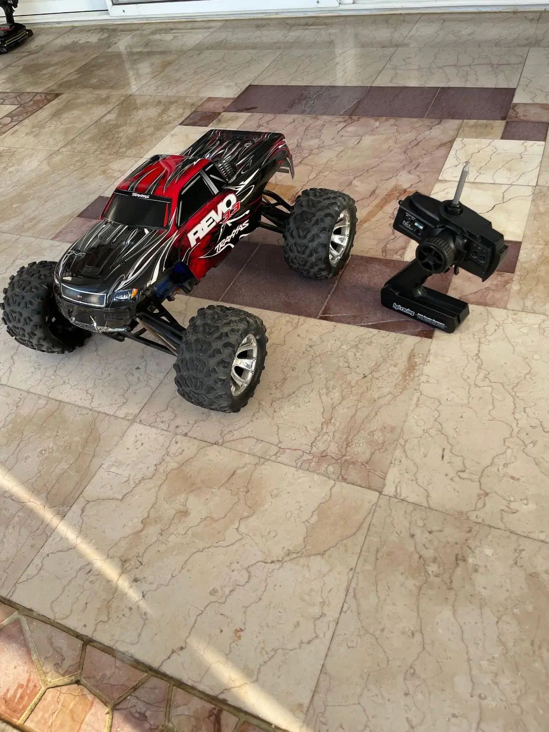 ماشین rc revo 3.3 traxxas|اسباب‌‌بازی|تهران, لویزان|دیوار