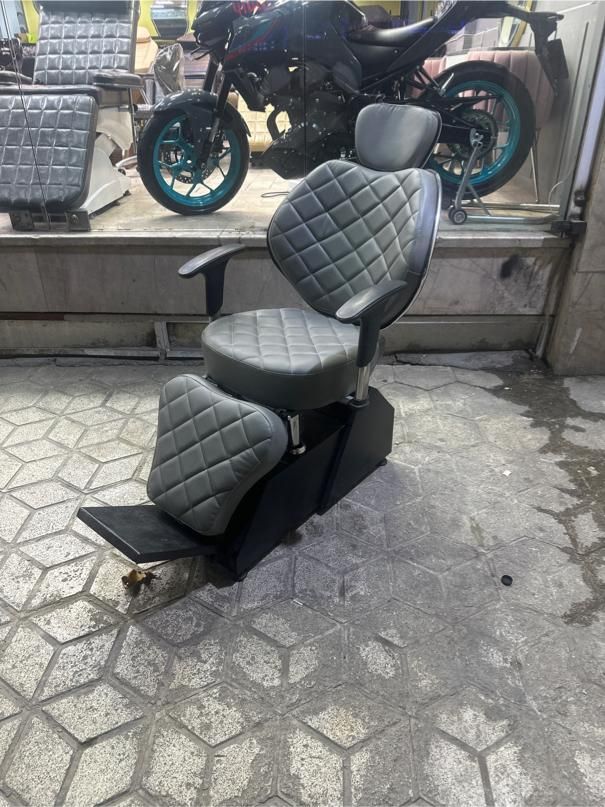 صندلی میکاپ پروانه ای|آرایشگاه و سالنهای زیبایی|مشهد, سناباد|دیوار