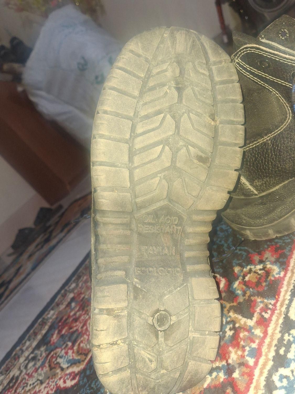 کفش ایمنی طبی 41|کیف، کفش، کمربند|صفادشت, |دیوار