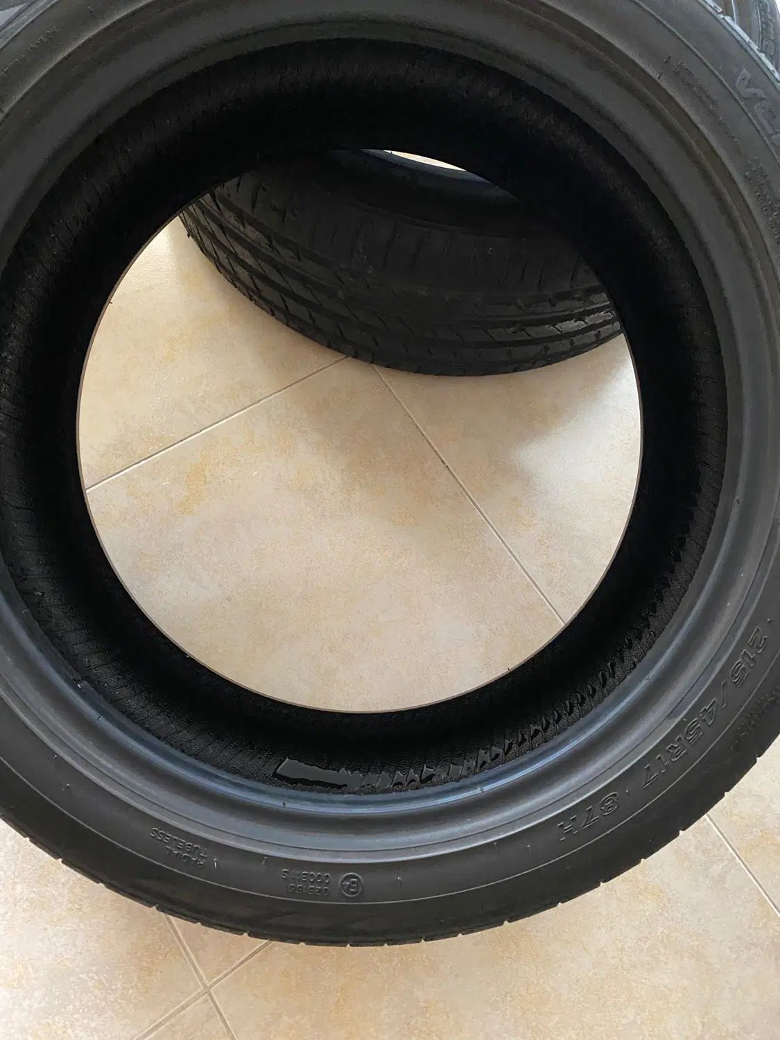 لاستیک هانکوک کره 215R17|قطعات یدکی و لوازم جانبی|تهران, فرمانیه|دیوار