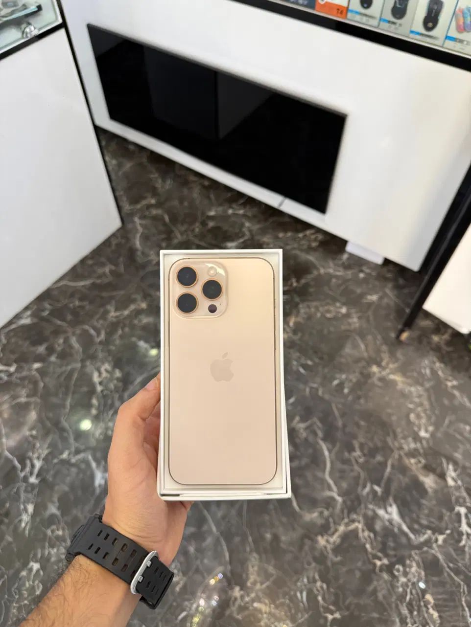 iPhone 16 pro max سایکل ۲۰۰|موبایل|کرج, گوهردشت|دیوار