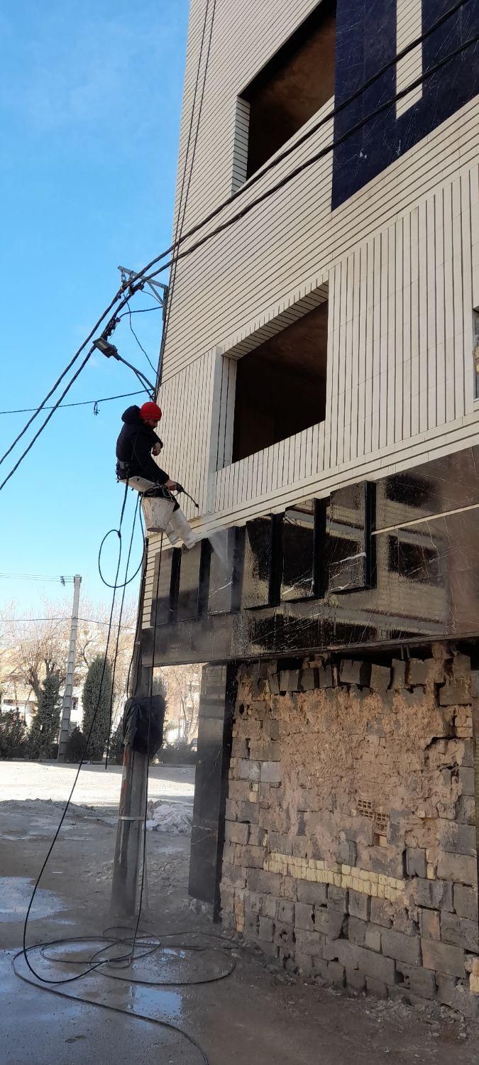 پیچ ورول پلاک وشستشو نما بدون داربست|خدمات پیشه و مهارت|اصفهان, مهرآباد|دیوار