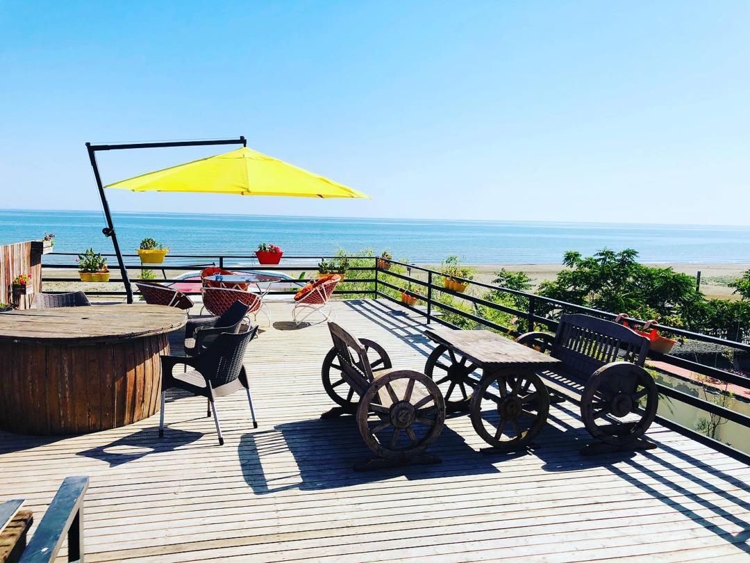 اجاره ویلا استخردار تریبلکس بر ساحل|اجارهٔ کوتاه‌مدت ویلا و باغ|بندر انزلی, چهارفریضه|دیوار