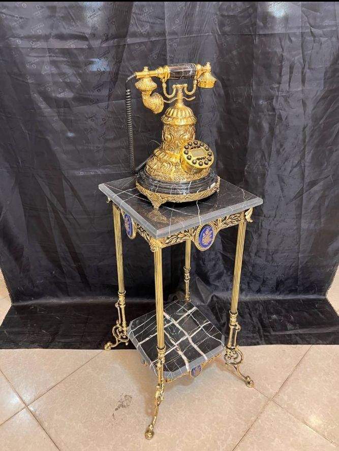 میز خاطره چهارپایه برنز برنزی|مبلمان خانگی و میز عسلی|کرج, شهرک رازی (حصارک)|دیوار