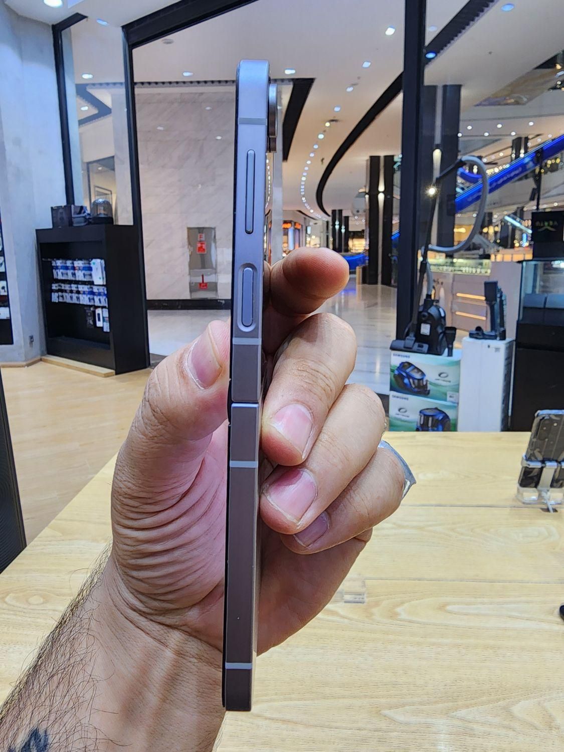 گوشی سامسونگ Z Flip 6 256|موبایل|تهران, جنت‌آباد مرکزی|دیوار